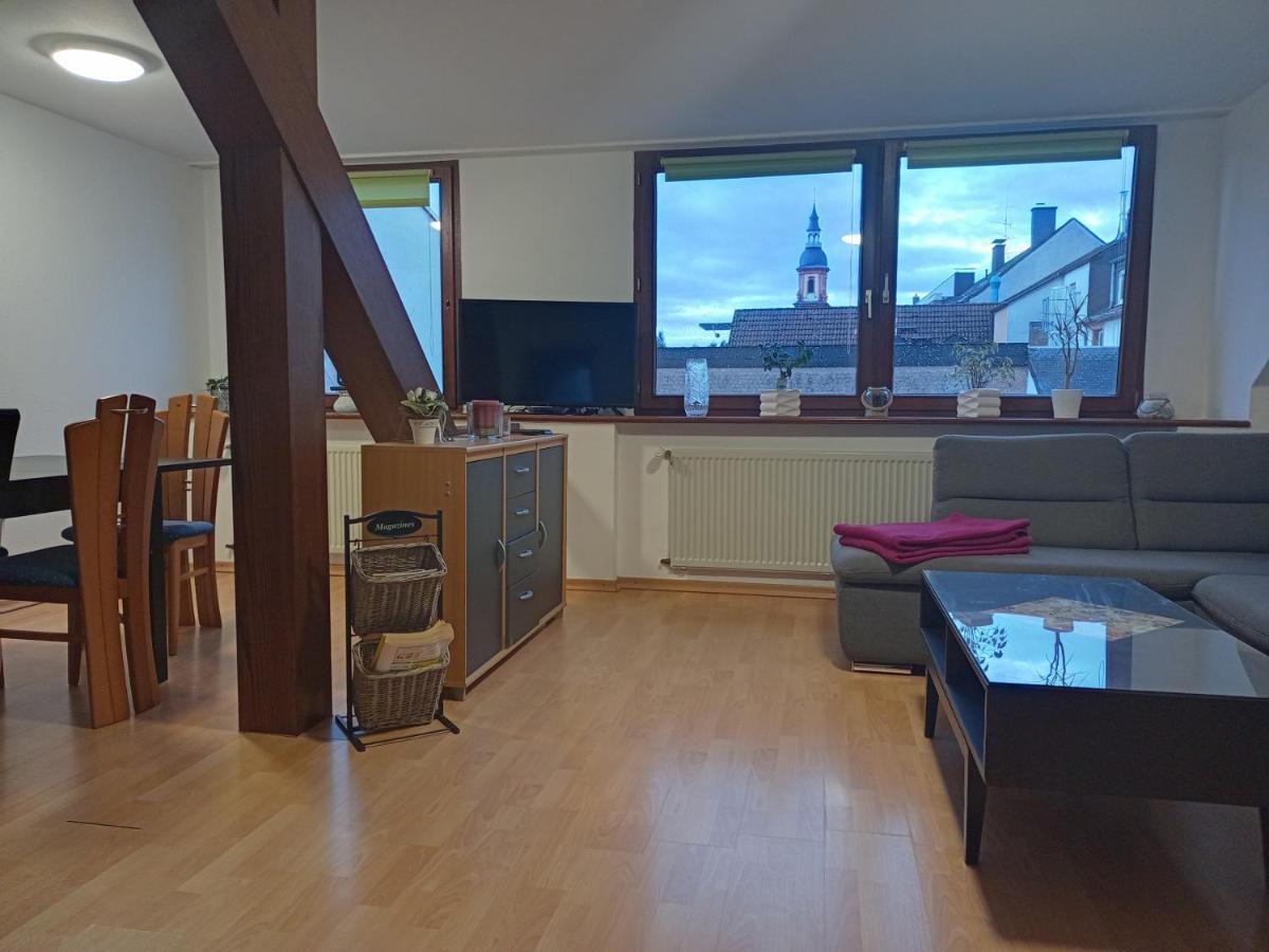 Zentrale Ferienwohnung Mit Blick Auf Die Paulinskirche トリーア エクステリア 写真
